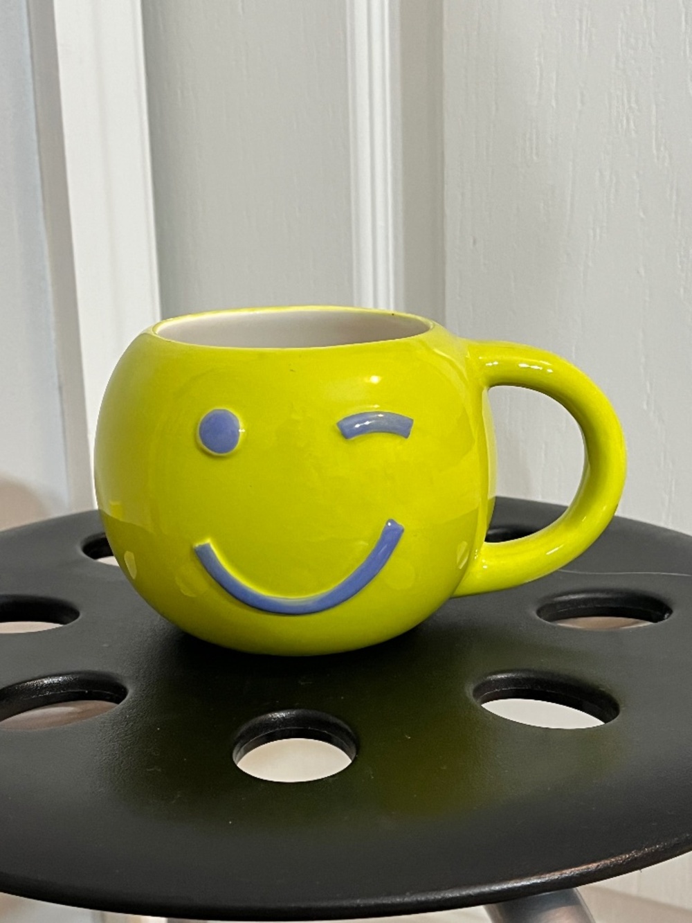 NEW Smiley Face Mug from Room Essentials- bright yellow- winking face